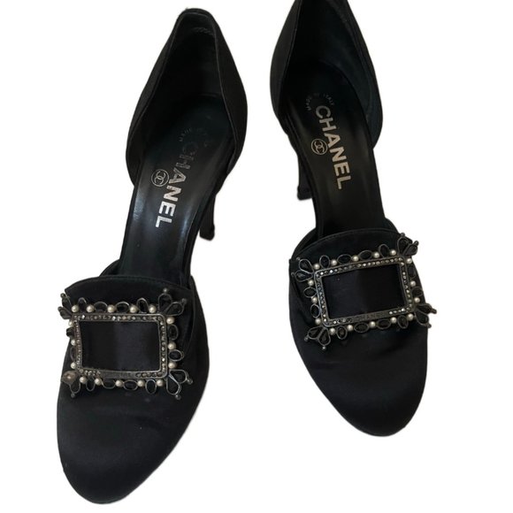 Chanel Black Satin 3.5" heels Gemstone buckle Size 36.5  (US size 6) - Picture 7 of 14